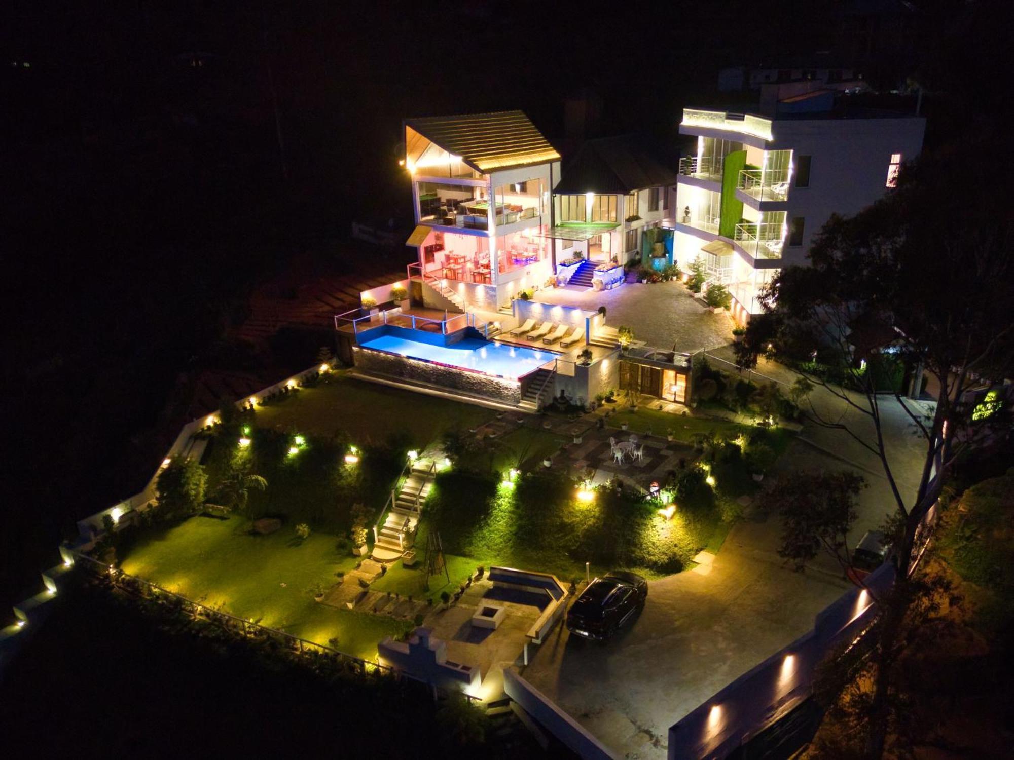 Hilldale Retreat Villa *